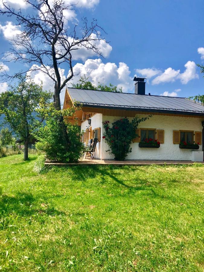 Ferienhaus Veronika Mit 2000Qm Garten Und Bergblick Unterammergau Ngoại thất bức ảnh